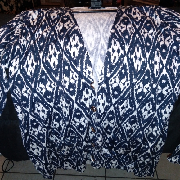 Grace Elements Cardigan XL gold button's 💛 - Picture 8 of 9